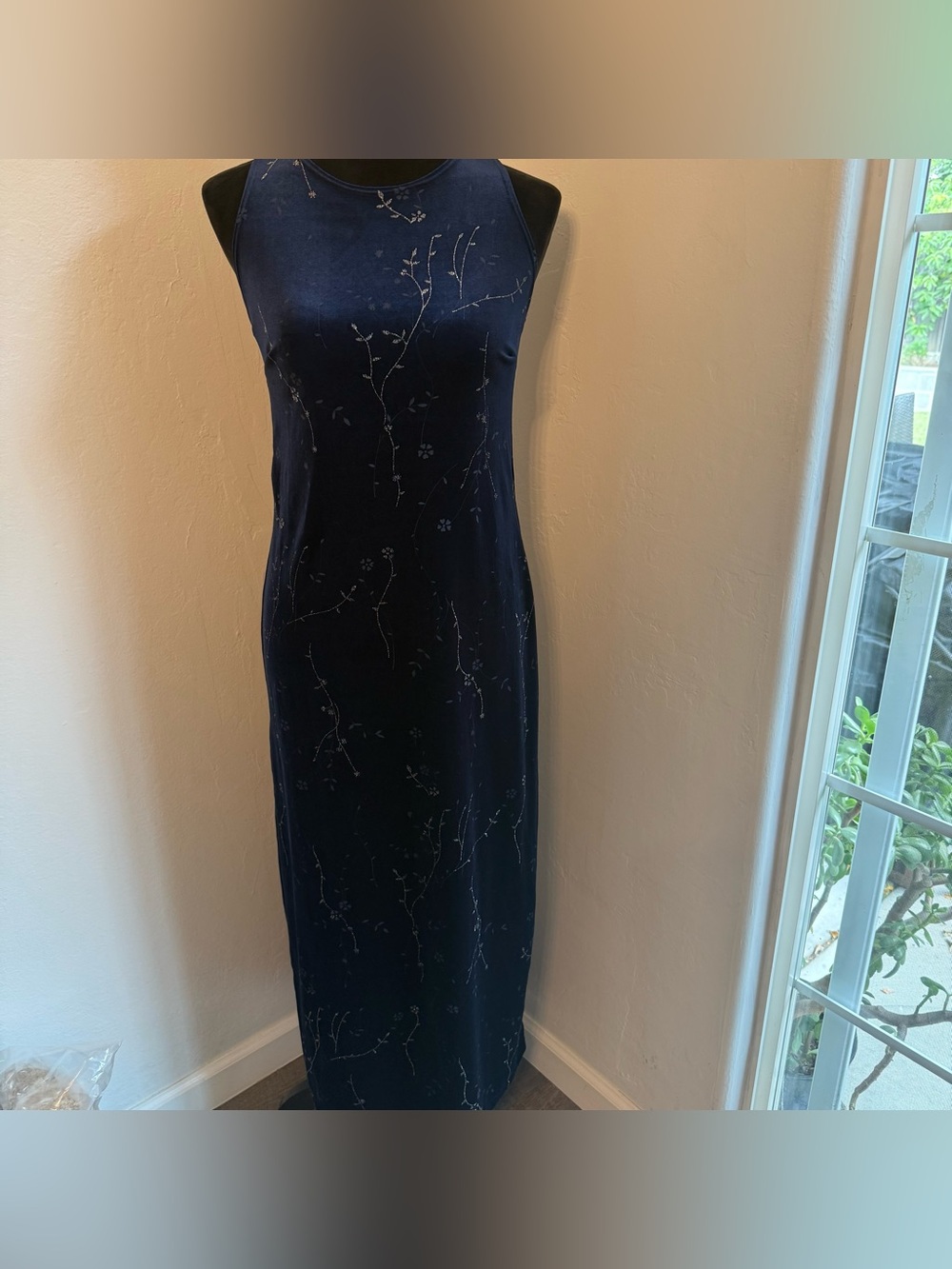 Women’s Navy Floral-Print Sleeveless Maxi Dress (Size M)